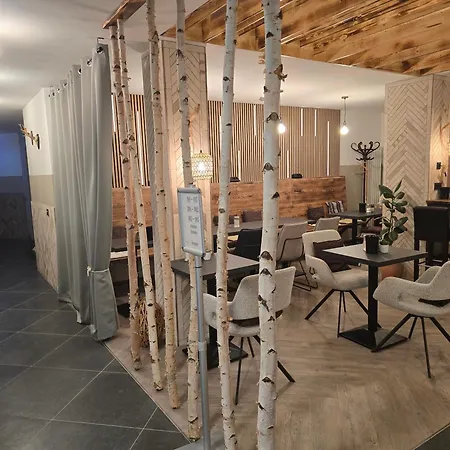 Hotel Garni FairSchlafen-3
